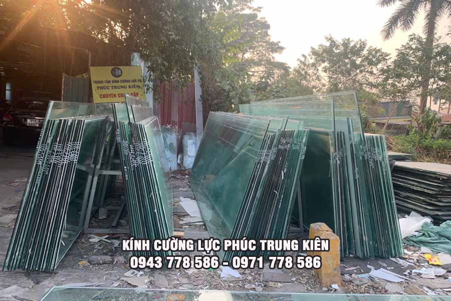 kính nổi là gì